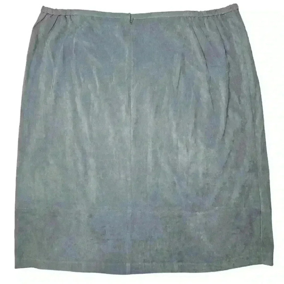 Norton McNaughton Grey Front Slit Plus Size Knee Length Skirt - Picture 2 of 8